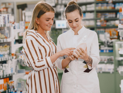 TÉCNICO/A O AUXILIAR FARMACIA MUY DINÁMICA CON PLAN DE CARRERA Y HORARIO DE LUNES A VIERNES CON PLUS DE 300€ NETOS/MES - HOSPITALET DE LLOBREGAT (BARCELONA)