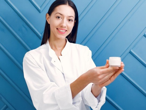 TÉCNICA/O DE FARMACIA CON GUSTO POR LA DERMO PARA FARMACIA DE REFERENCIA EN EL SECTOR SALARIO 27.000€ B/A - FARMACIA G19 GOYA (MADRID)
